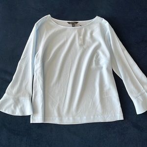 Banana republic short sleeved blouse size M